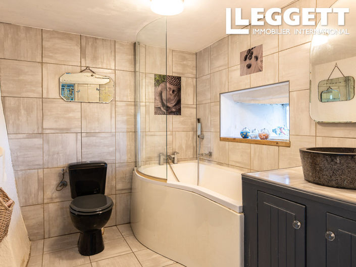 Image No.8-4 Bed House for sale