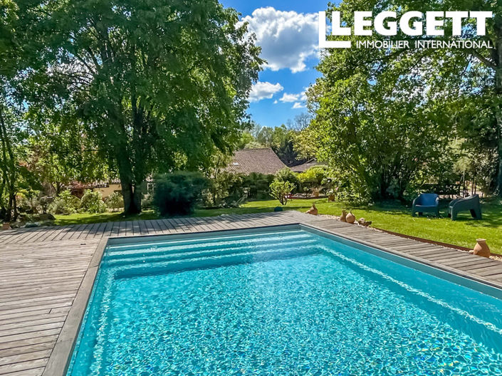 Image No.2-6 Bed House for sale