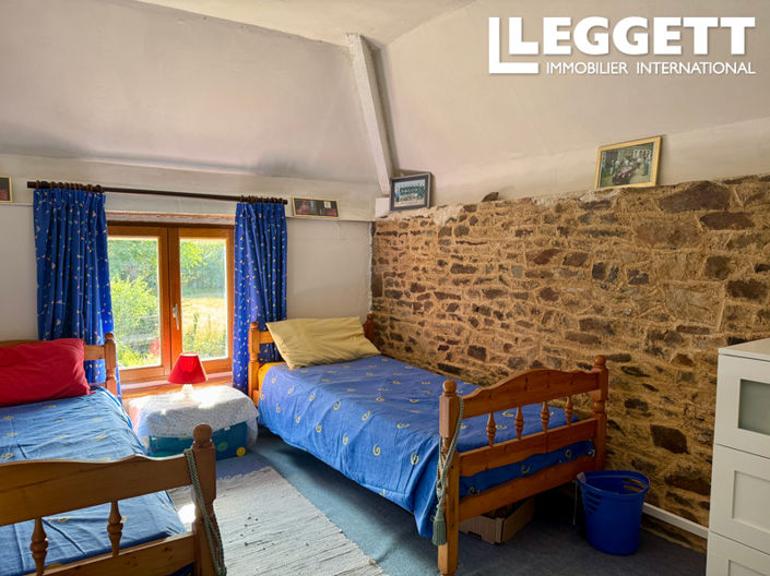 Image No.9-4 Bed House for sale