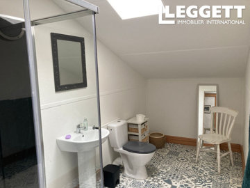 ahr0chm6ly9jzg4uagvzdglhlmltbw8vaw1hz2uvvevom