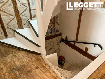 ahr0chm6ly9jzg4uagvzdglhlmltbw8vaw1hz2uvvevom