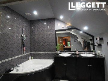 ahr0chm6ly9jzg4uagvzdglhlmltbw8vaw1hz2uvvevom