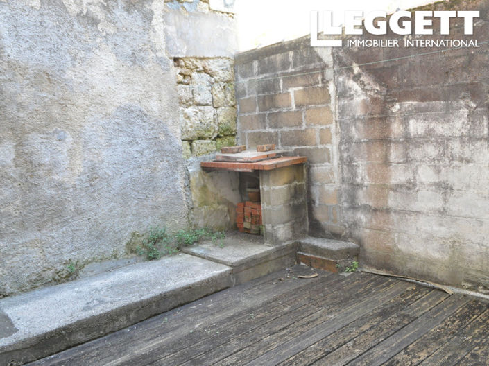 Image No.10-2 Bed House for sale