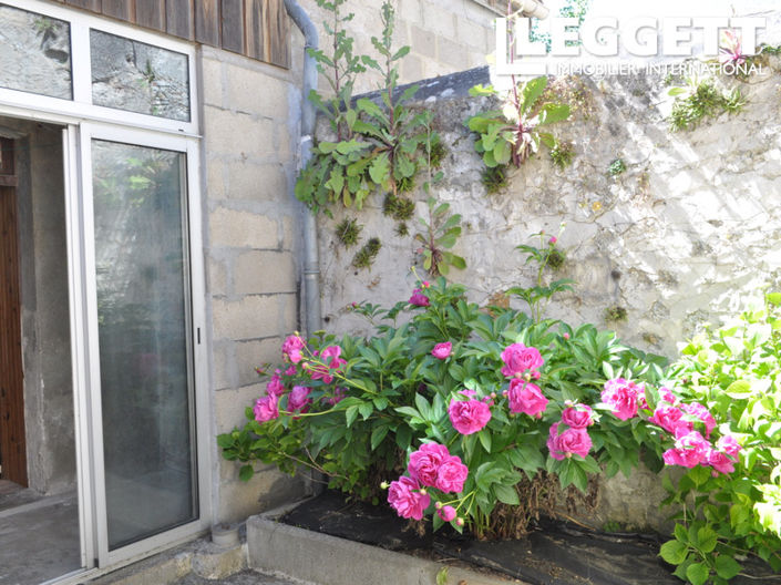 Image No.5-2 Bed House for sale