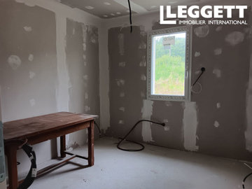 ahr0chm6ly9jzg4uagvzdglhlmltbw8vaw1hz2uvvevom