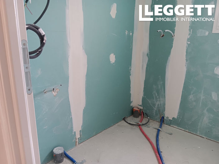 Image No.7-4 Bed House for sale