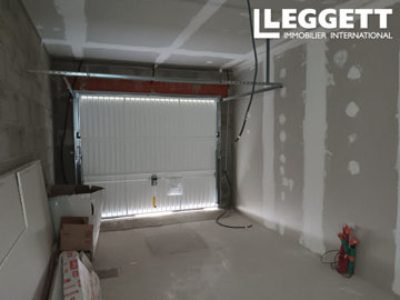 ahr0chm6ly9jzg4uagvzdglhlmltbw8vaw1hz2uvvevom