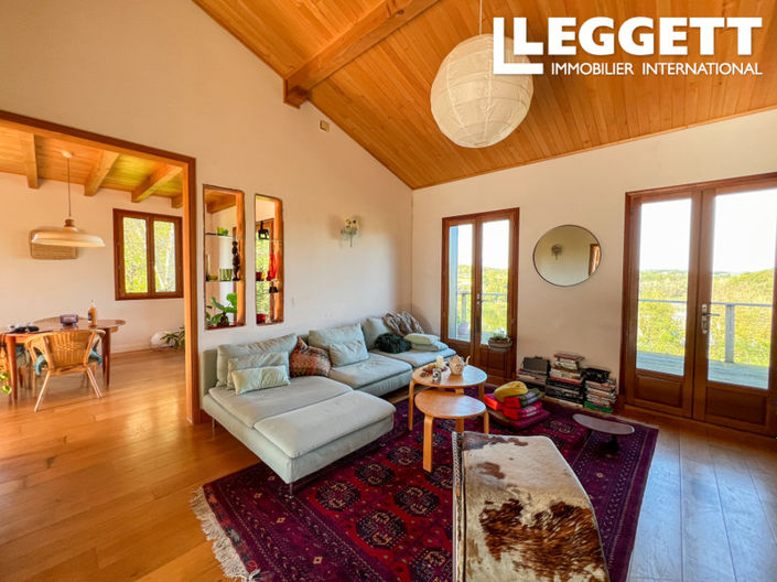 Image No.8-4 Bed House for sale