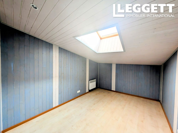 Image No.10-4 Bed House for sale