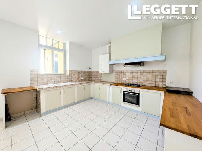 Image No.2-4 Bed House for sale