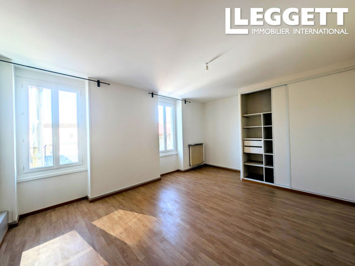 Image No.5-4 Bed House for sale