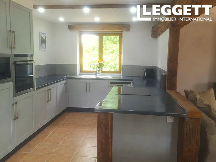 Image No.8-4 Bed House for sale