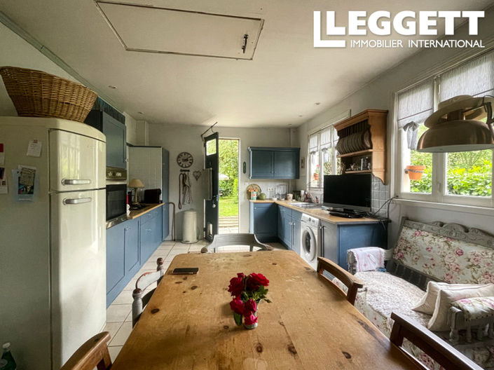 Image No.4-2 Bed House for sale