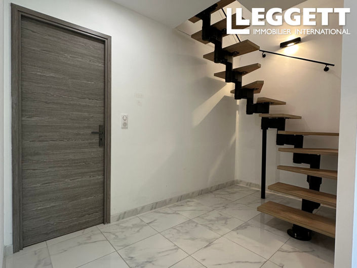 Image No.7-5 Bed House for sale