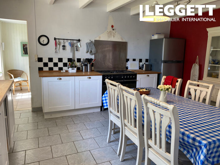 Image No.6-4 Bed House for sale