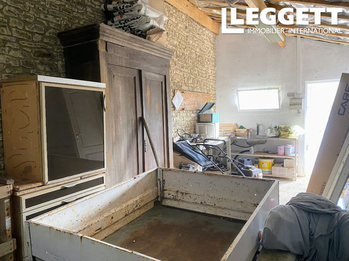 Image No.10-5 Bed House for sale