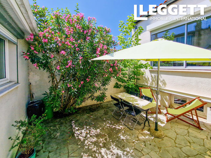 Image No.2-4 Bed House for sale