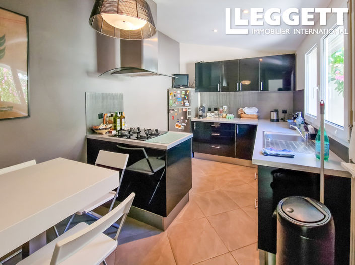 Image No.7-4 Bed House for sale