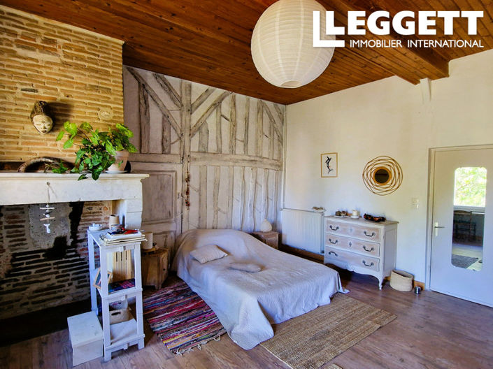 Image No.2-2 Bed House for sale