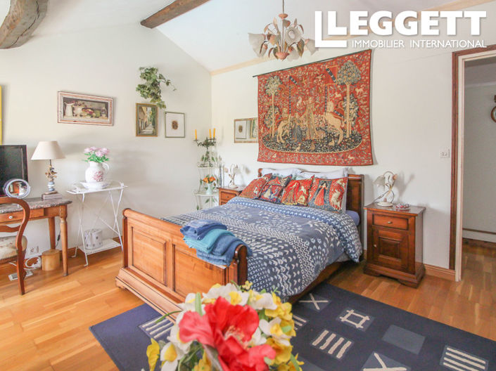 Image No.7-4 Bed House for sale