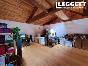 ahr0chm6ly9jzg4uagvzdglhlmltbw8vaw1hz2uvvevom