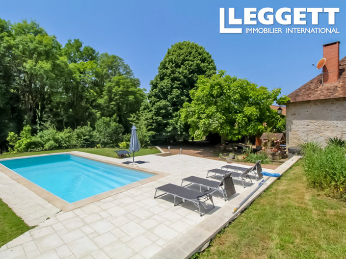 Image No.2-6 Bed House for sale