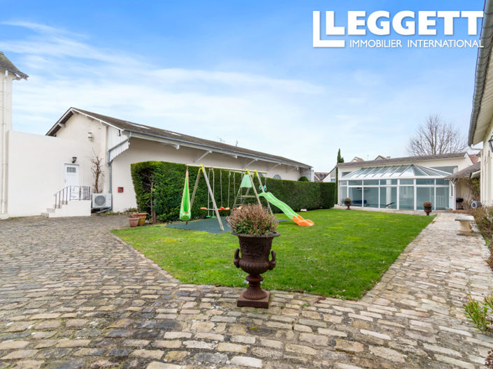 Image No.5-5 Bed House for sale