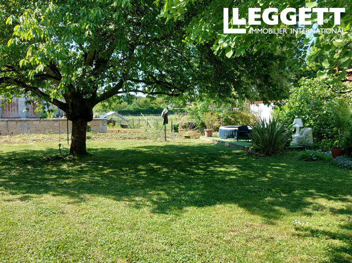 Image No.3-Maison de 5 chambres à vendre à Charente