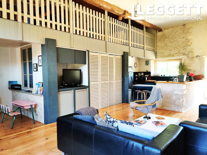 Image No.2-5 Bed House for sale