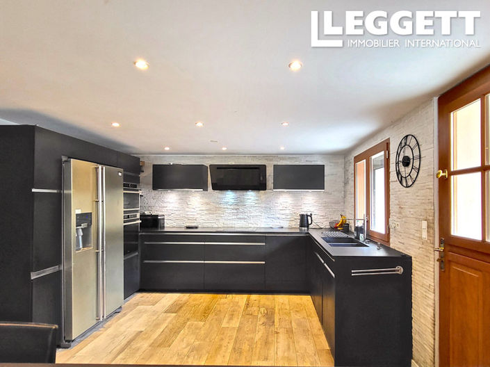 Image No.5-4 Bed House for sale