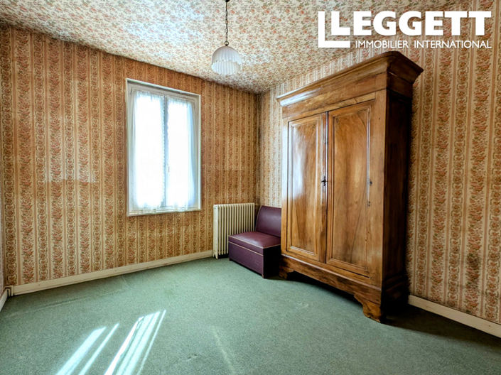 Image No.4-2 Bed House for sale