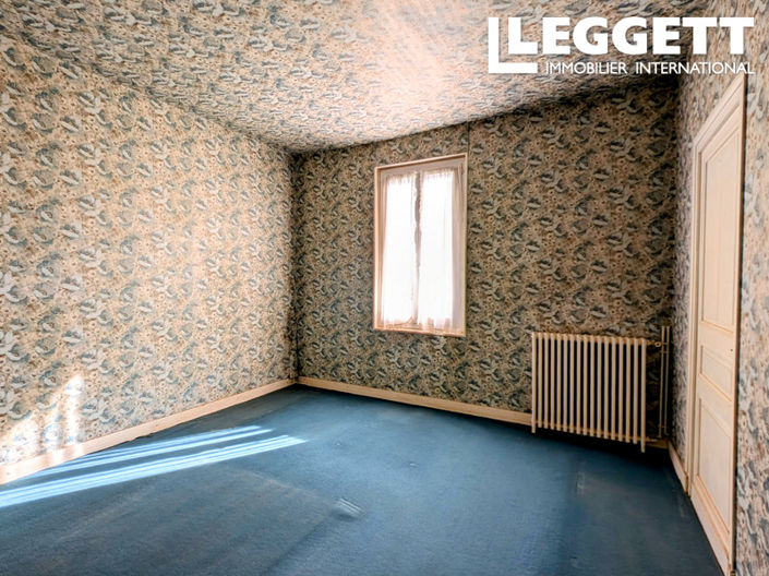 Image No.5-2 Bed House for sale