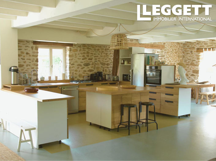 Image No.6-9 Bed House for sale