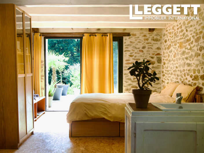 Image No.9-9 Bed House for sale