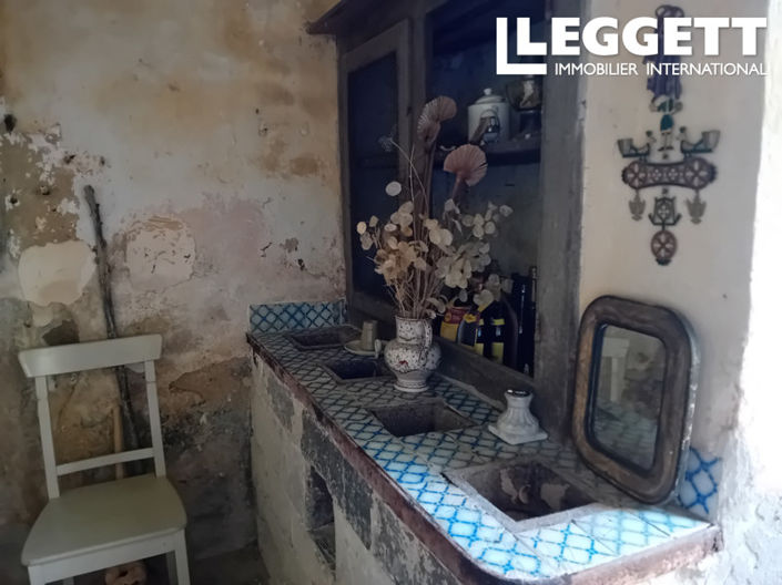 Image No.2-3 Bed House for sale