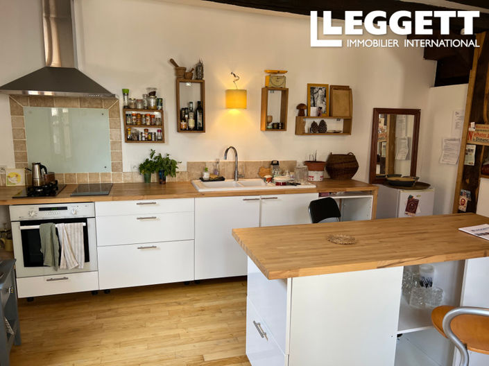 Image No.5-2 Bed House for sale