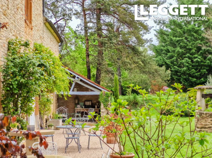 Image No.8-5 Bed House for sale