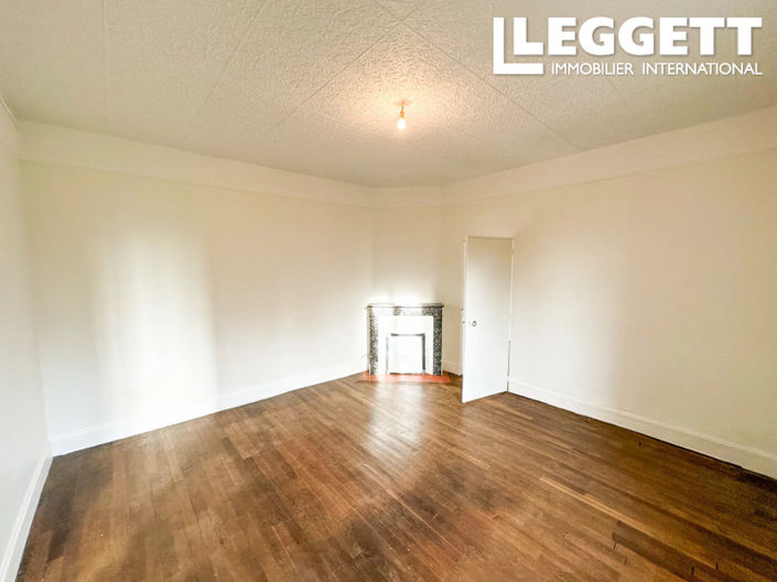 Image No.6-3 Bed House for sale