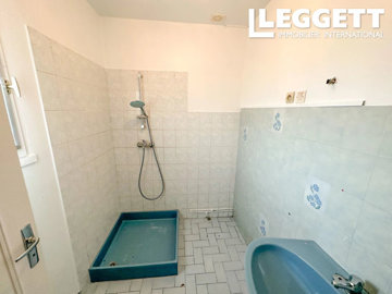 ahr0chm6ly9jzg4uagvzdglhlmltbw8vaw1hz2uvvevom