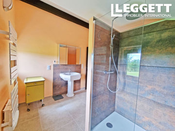 ahr0chm6ly9jzg4uagvzdglhlmltbw8vaw1hz2uvvevom