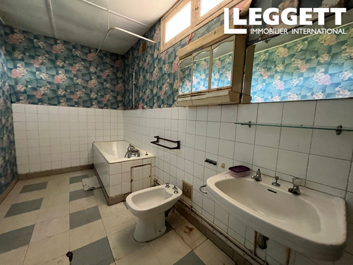 Image No.7-3 Bed House for sale