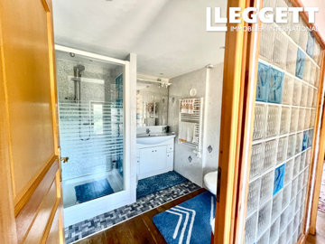 ahr0chm6ly9jzg4uagvzdglhlmltbw8vaw1hz2uvvevom