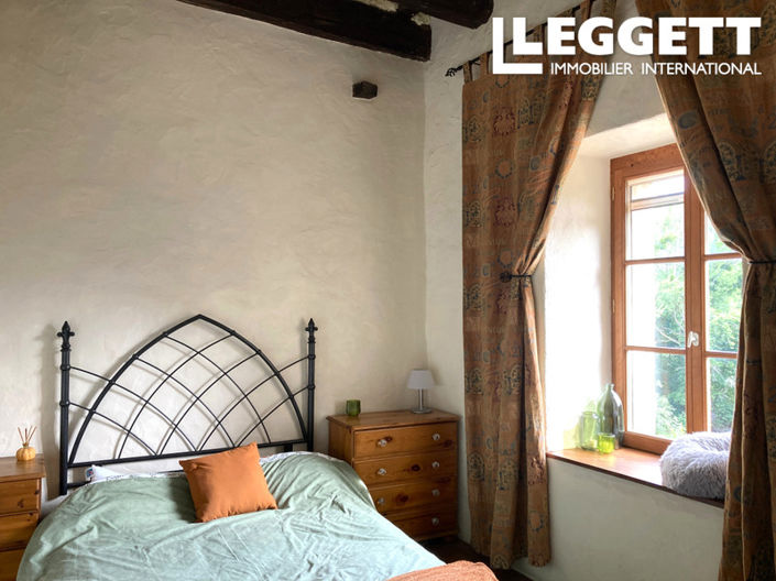 Image No.8-House for sale