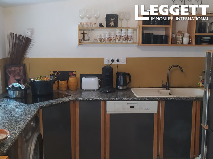 Image No.5-2 Bed Land for sale