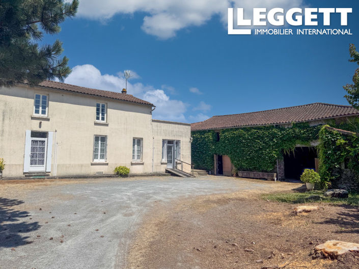 Image No.10-3 Bed House for sale