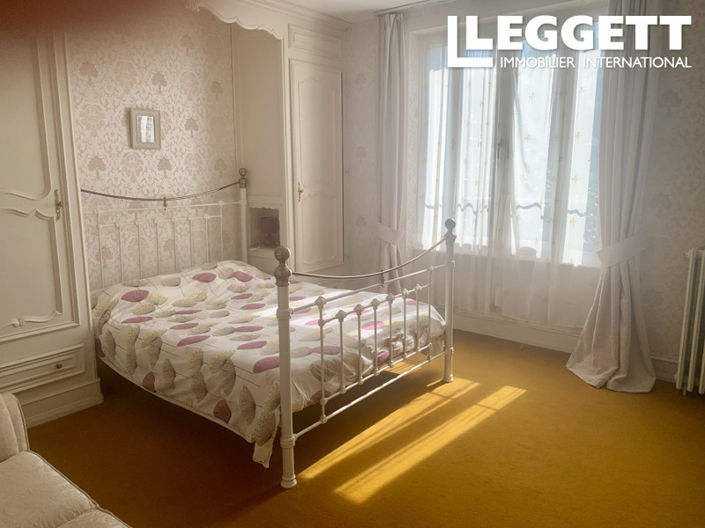 Image No.10-4 Bed House for sale