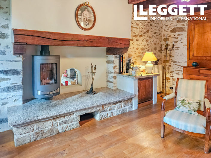 Image No.3-4 Bed House for sale