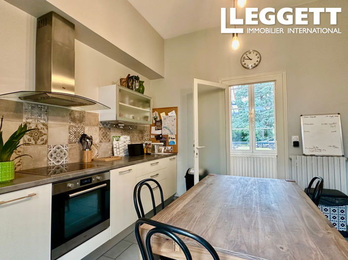 Image No.4-5 Bed House for sale