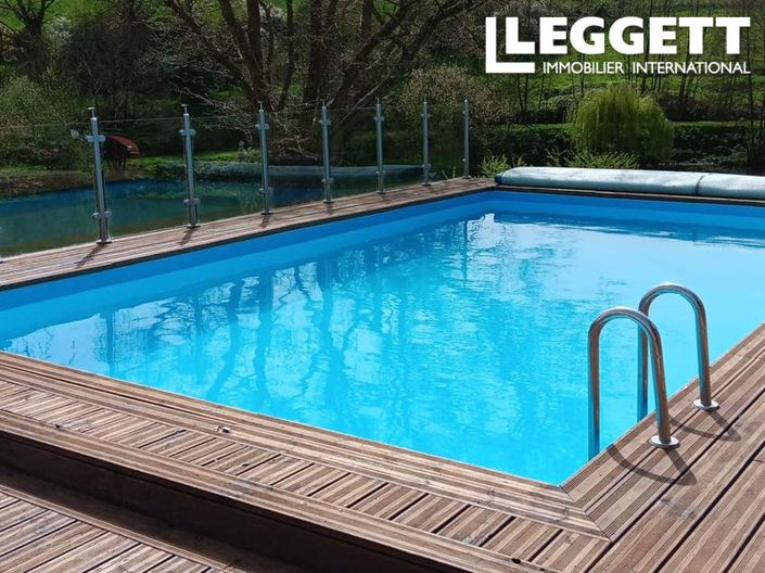 Image No.9-3 Bed Land for sale