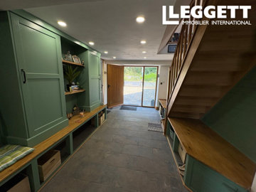 ahr0chm6ly9jzg4uagvzdglhlmltbw8vaw1hz2uvvevom